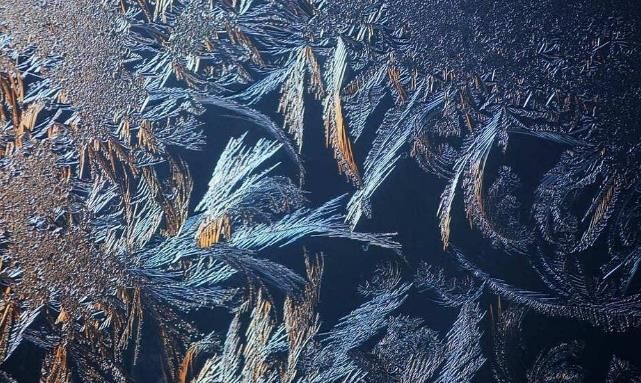 冰窗花一般在窗户的哪一侧 蚂蚁庄园今日答案冰窗花[多图]图片3